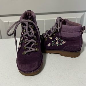 UGG girls Purple Lace up Boots